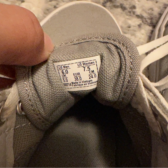 Grey Vans - Picture 4 of 6